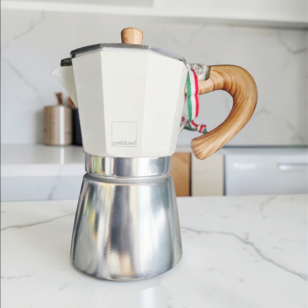 NEW Gnali & Zan White Italian Aluminum 6-Cups of Espresso Coffee Maker Pot NWT